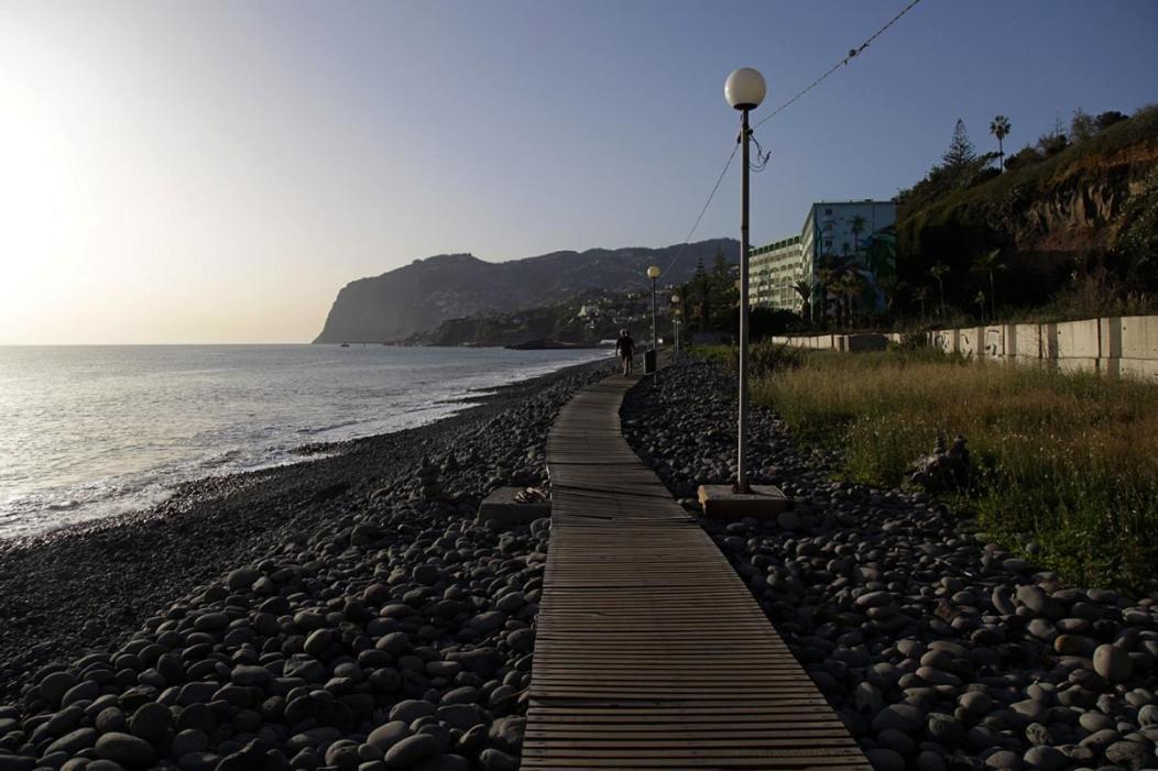 Beach Flat - Apartamento Praia Doca Do Cavacas Funchal  Luaran gambar