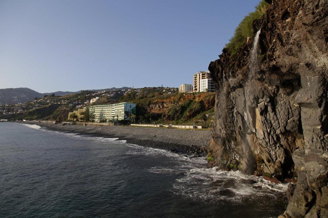 Beach Flat - Apartamento Praia Doca Do Cavacas Funchal  Luaran gambar